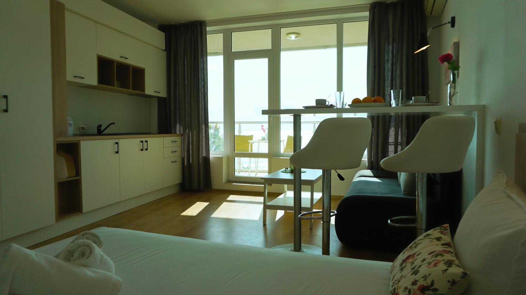 Плажни Апартаменти Силвър Бийч - Silver Beach Sea Apartments 비알라 객실 사진